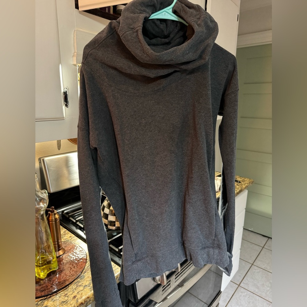 Lululemonstress less top size 6